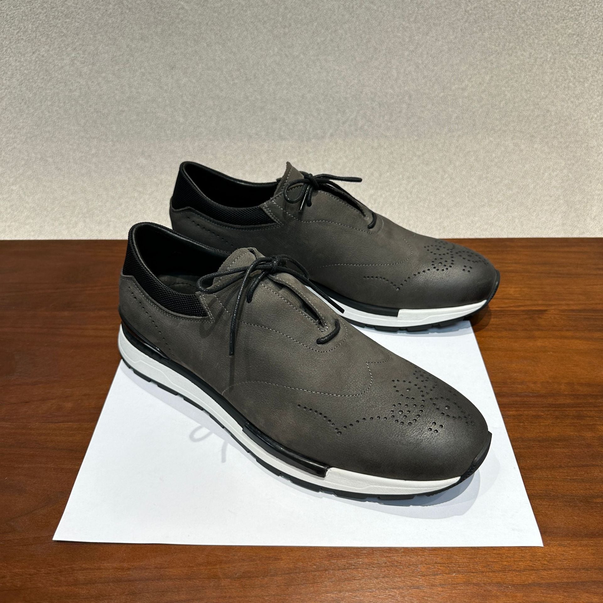 Retro Business Casual Leather Shoes – Top-Grain Cowhide.