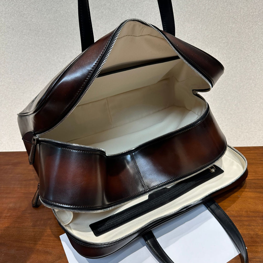 Retro Genuine Leather Men's Business & Travel Tote Bag.