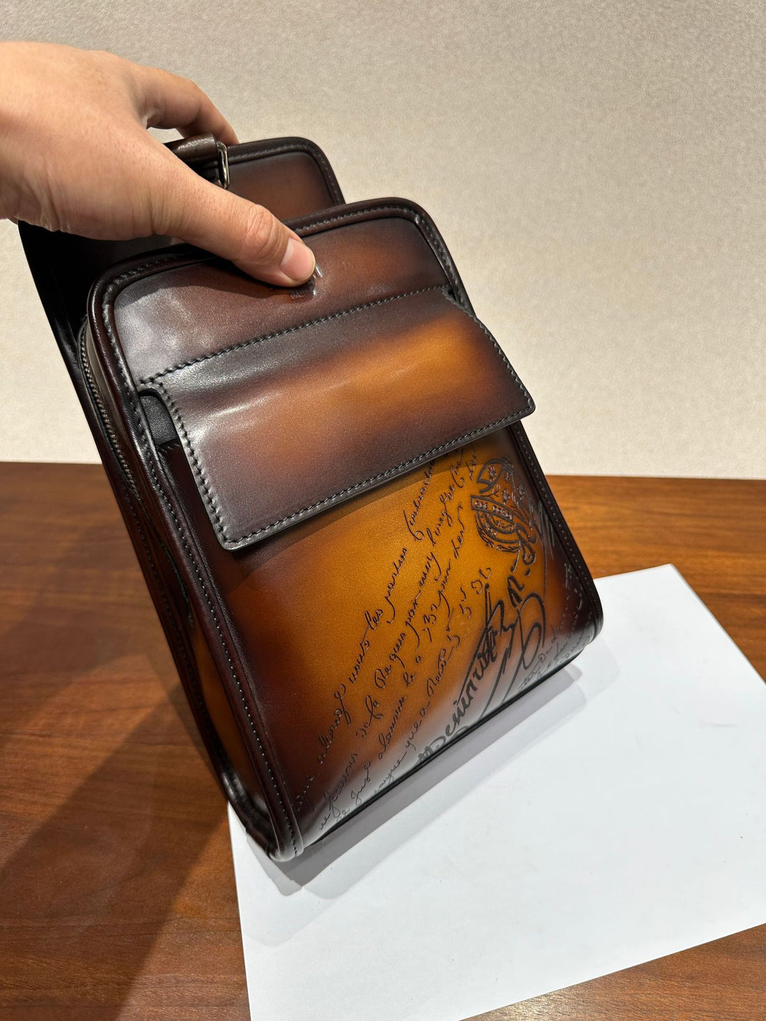 Retro Distressed Cowhide Men's Chest Crossbody Bag