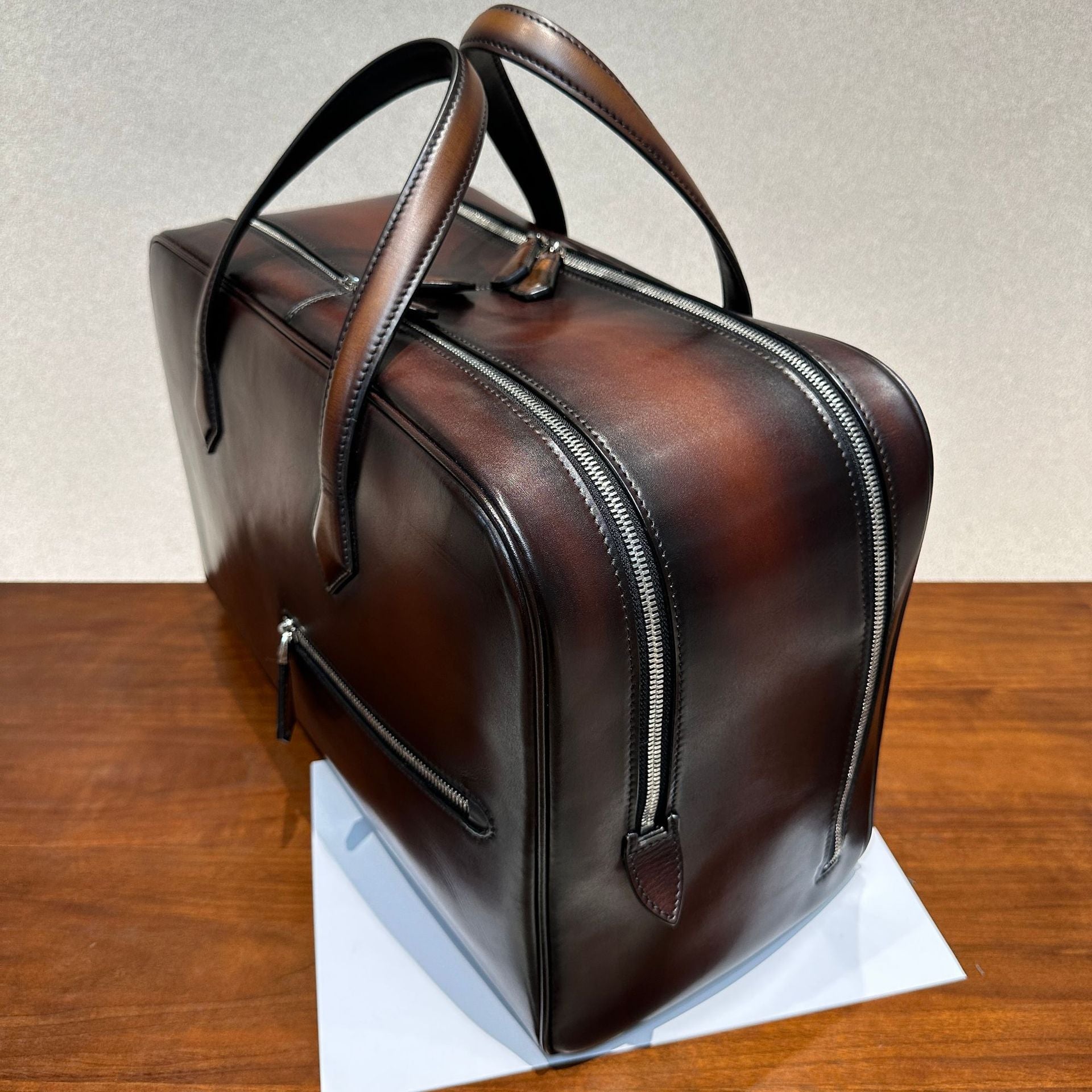 Retro Genuine Leather Men's Business & Travel Tote Bag.