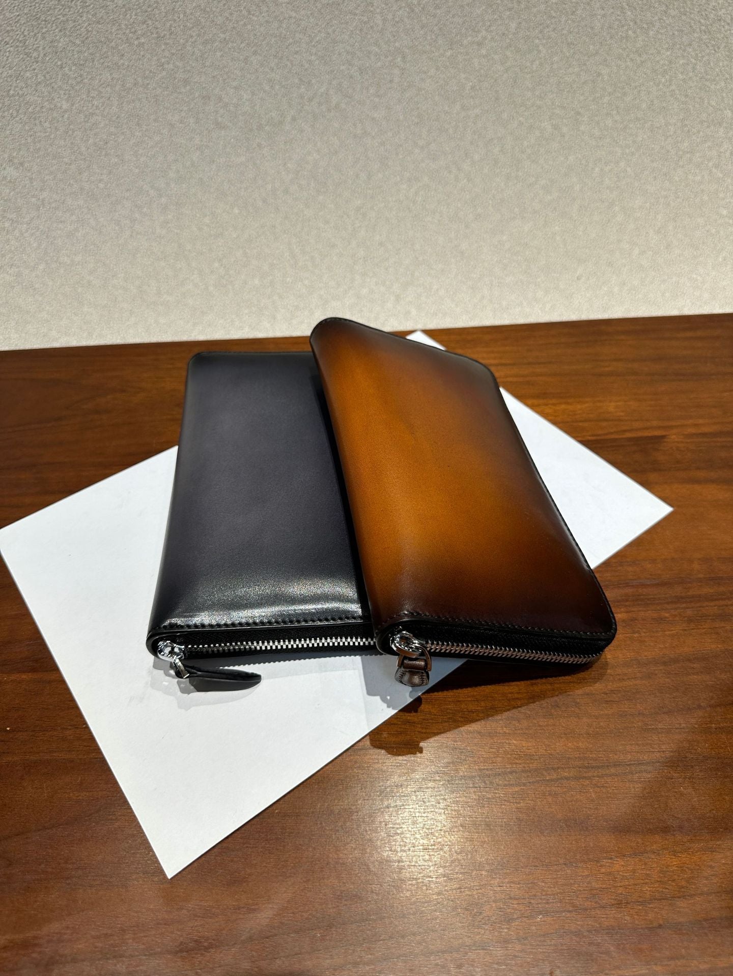 Vintage Genuine Leather Men's Zipper Long Wallet – Cowhide