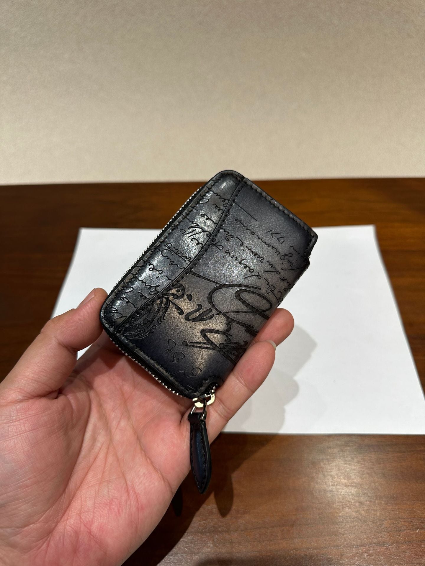 Premium Scritto Leather Card Holder