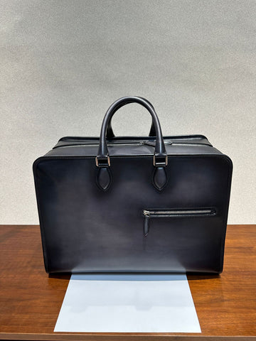 Retro Genuine Leather Men's Travel Tote Bag – Large Capacity.
