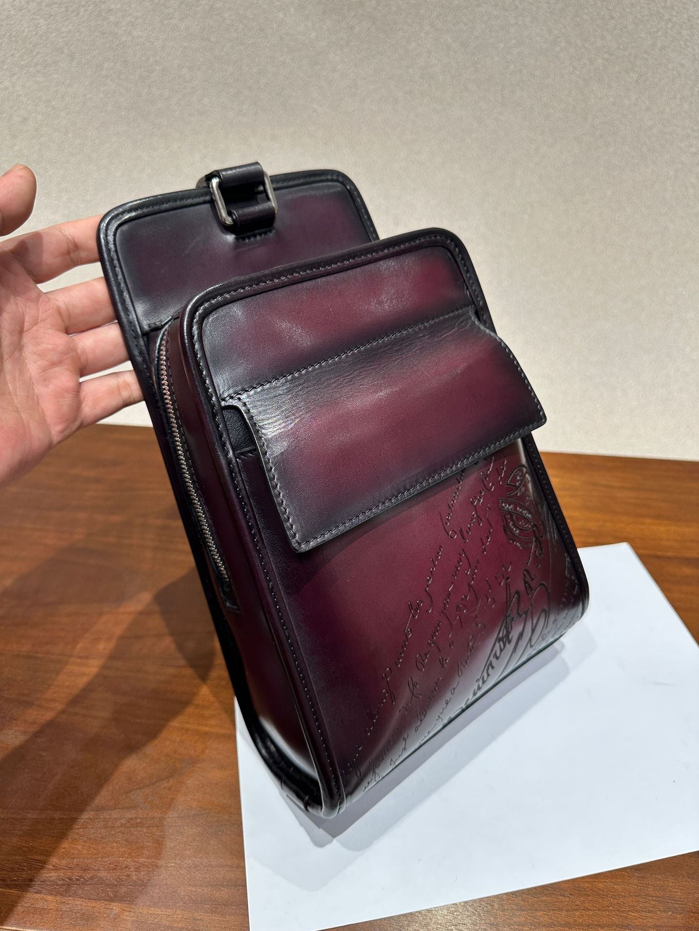 Retro Distressed Cowhide Men's Chest Crossbody Bag