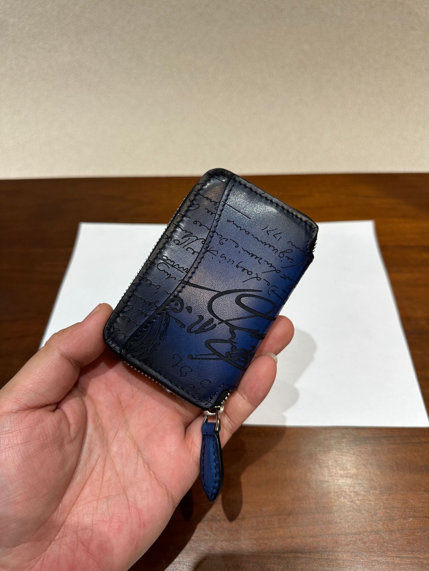 Premium Scritto Leather Card Holder